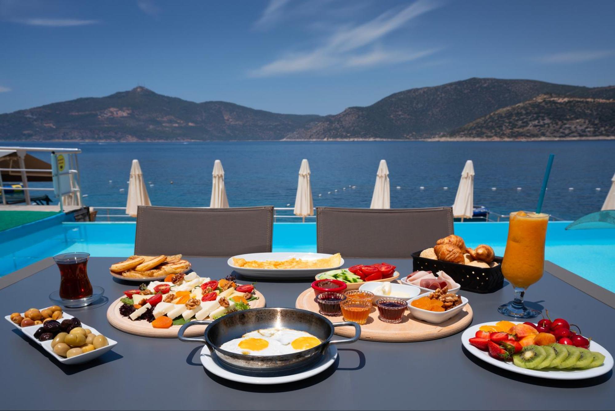 Greenbeach Hotel Kalkan Exteriör bild