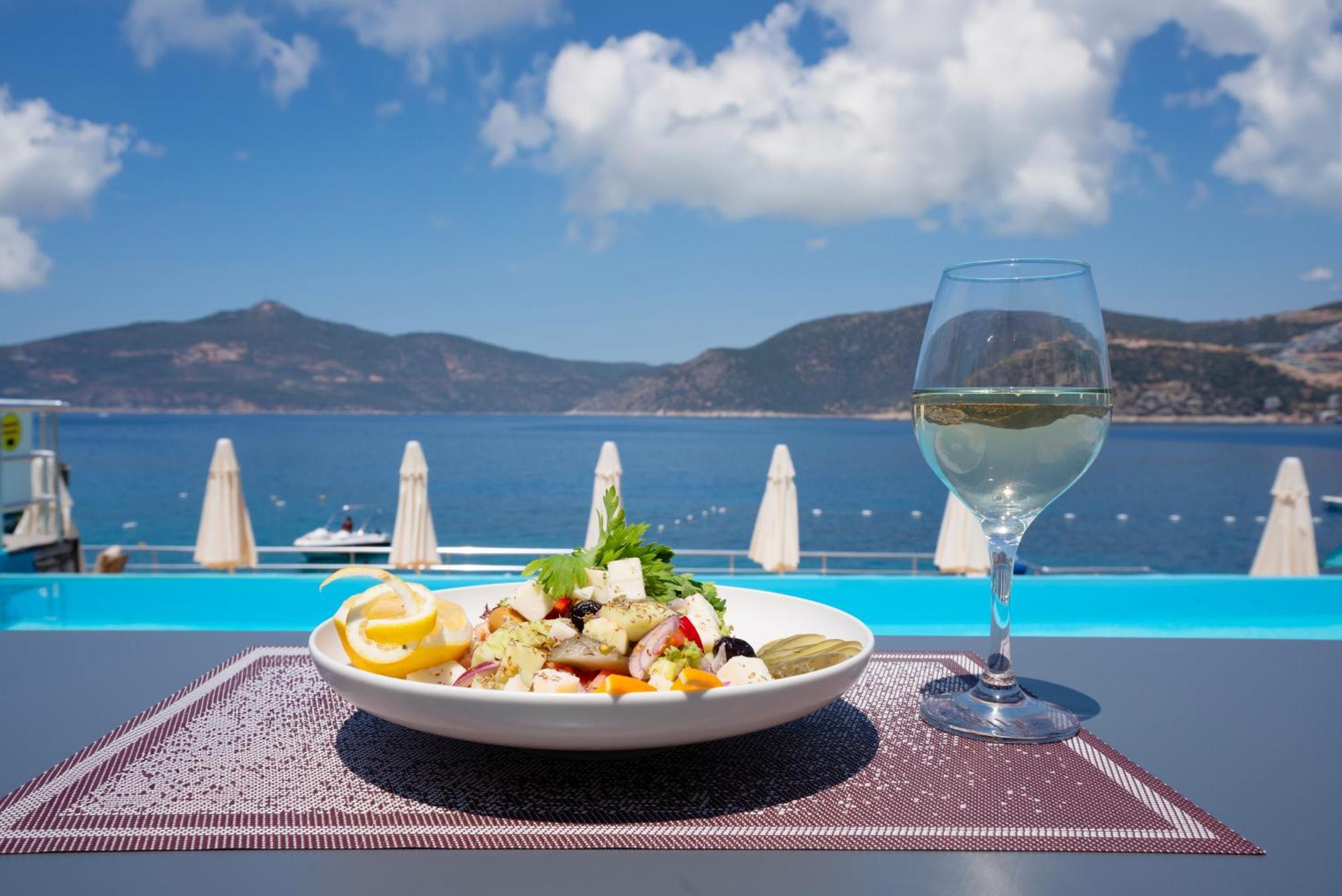 Greenbeach Hotel Kalkan Exteriör bild