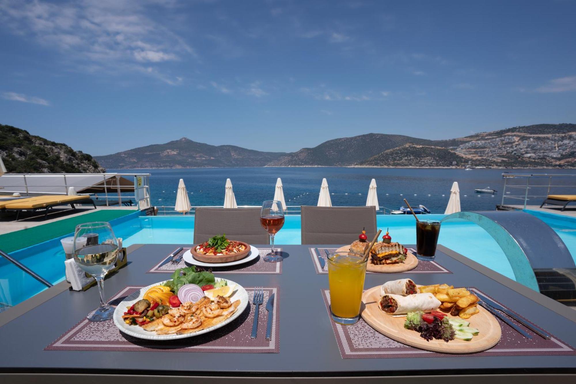 Greenbeach Hotel Kalkan Exteriör bild