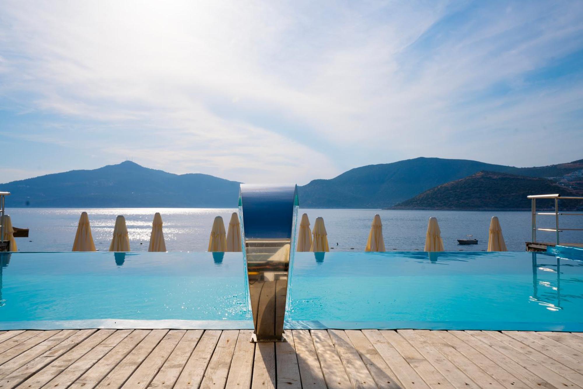 Greenbeach Hotel Kalkan Exteriör bild