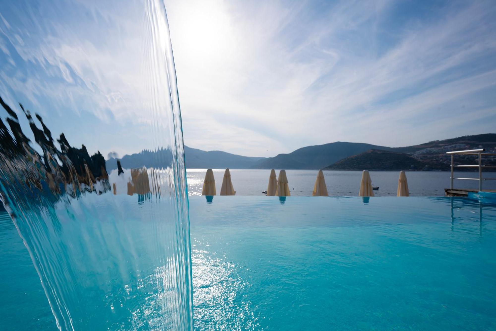 Greenbeach Hotel Kalkan Exteriör bild