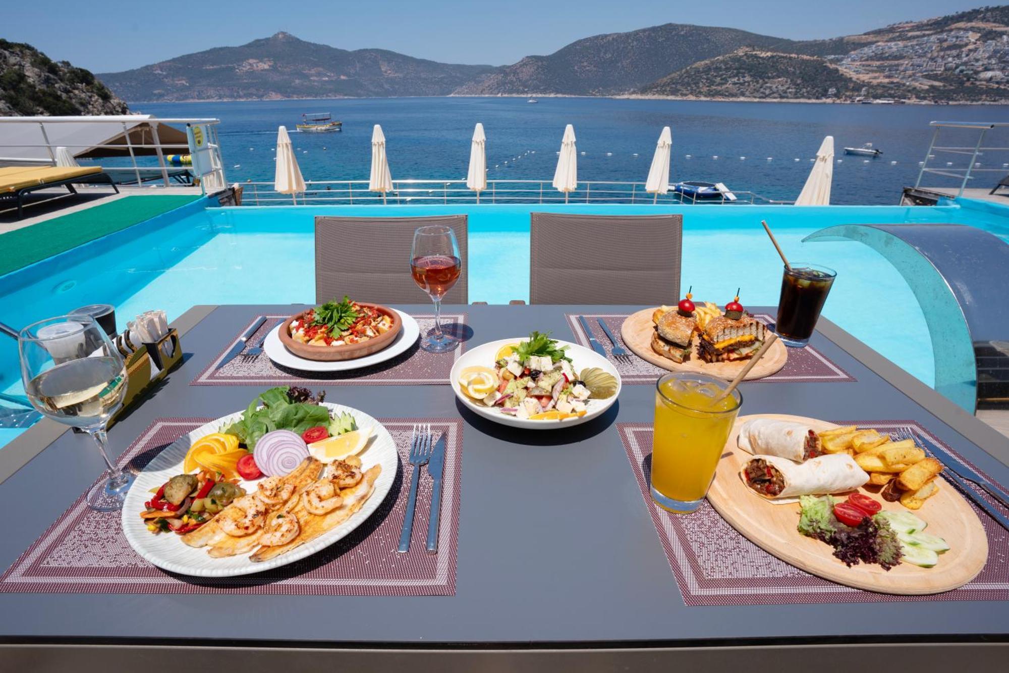 Greenbeach Hotel Kalkan Exteriör bild